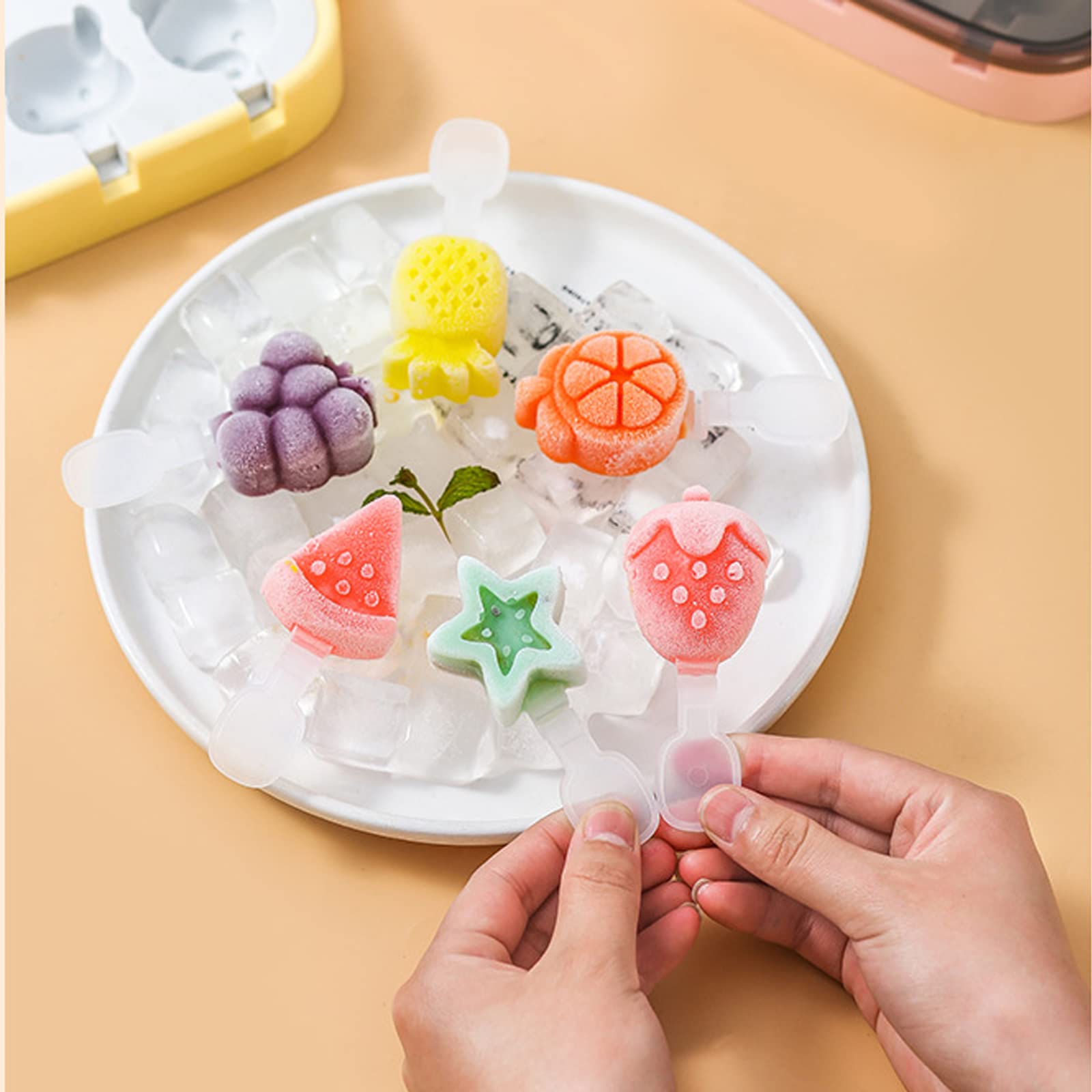 Stampo Per Ghiaccioli In Silicone Per Bambini Con 6 Forme Di Frutta - Arancia, Anguria, Fragola, Uva, Ananas, Stella - Con Coperchio, 19x29,5cm - 2
