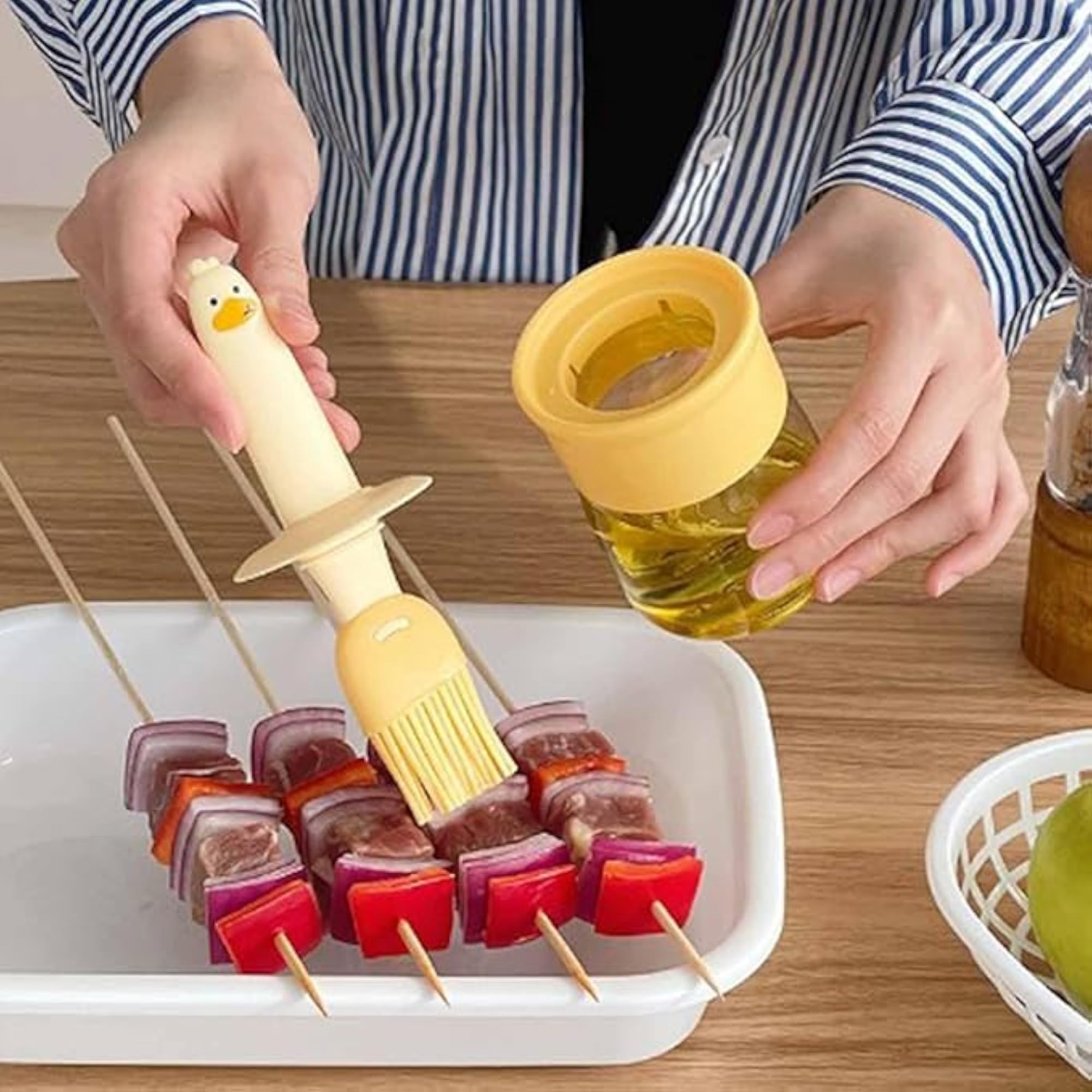 Premium Plastic Oil Dispenser Bottle with Leak-Proof Spout