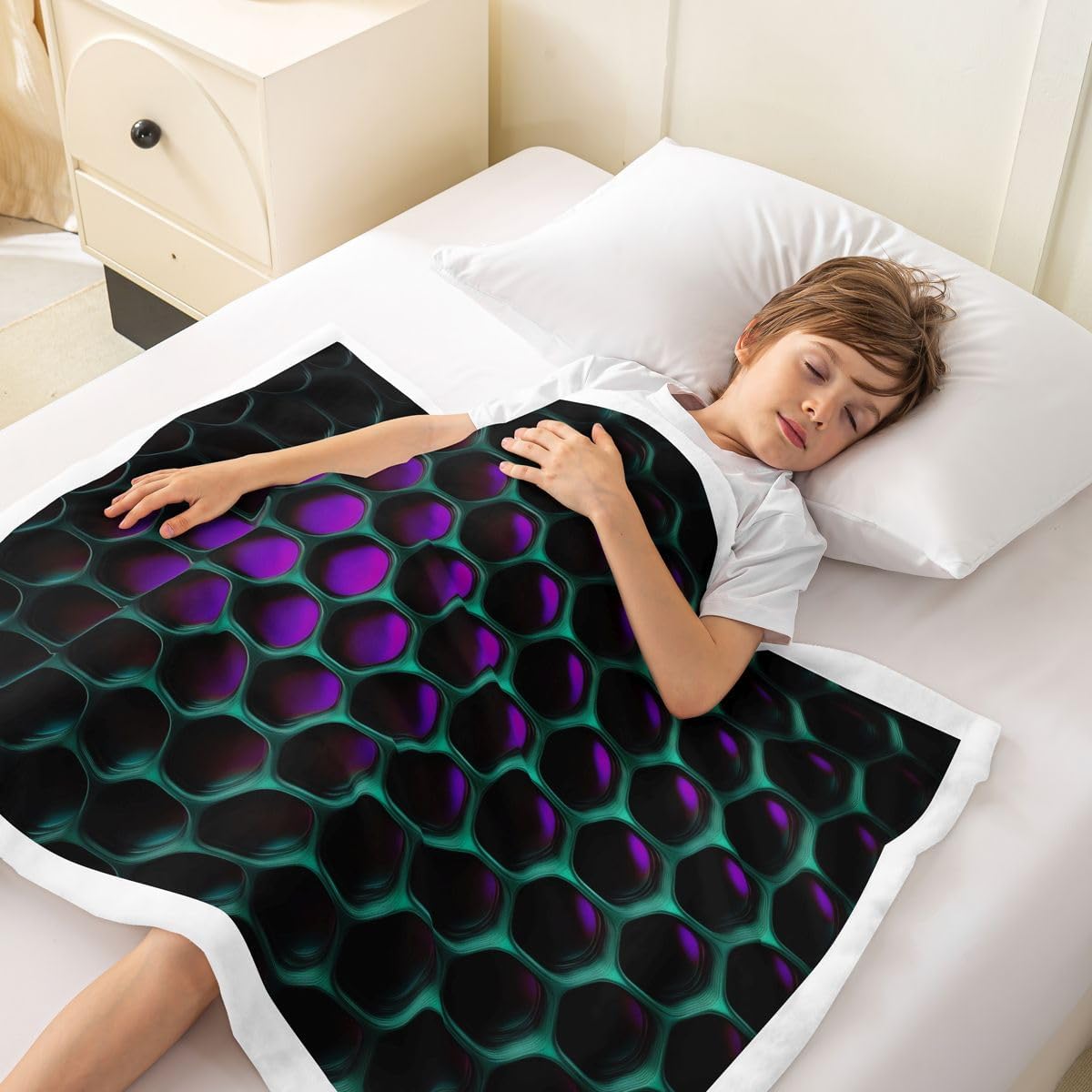 Feelyou Honeycomb Pattern Fleece Throw Blanket Geometrical Sherpa Blanket for Kids Women Men Plush Fuzzy 3D Geometric Hexagon Print Twin 60"x80" Beehive for Bed Couch Chair Living Room Bedroom Decor image 2