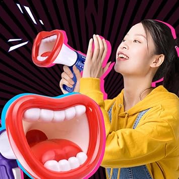 Changer Voice 1PC Funny Kids Voice Changer Toy Recording Microphone Toys with Megaphone and Recording Function 3 Different Voice Modifiers for Boys and Girls