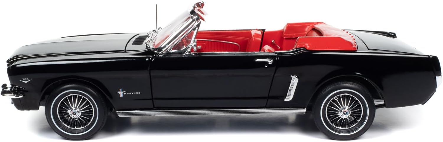 1964.5 Ford Mustang Convertible 1:18 Scale Diecast