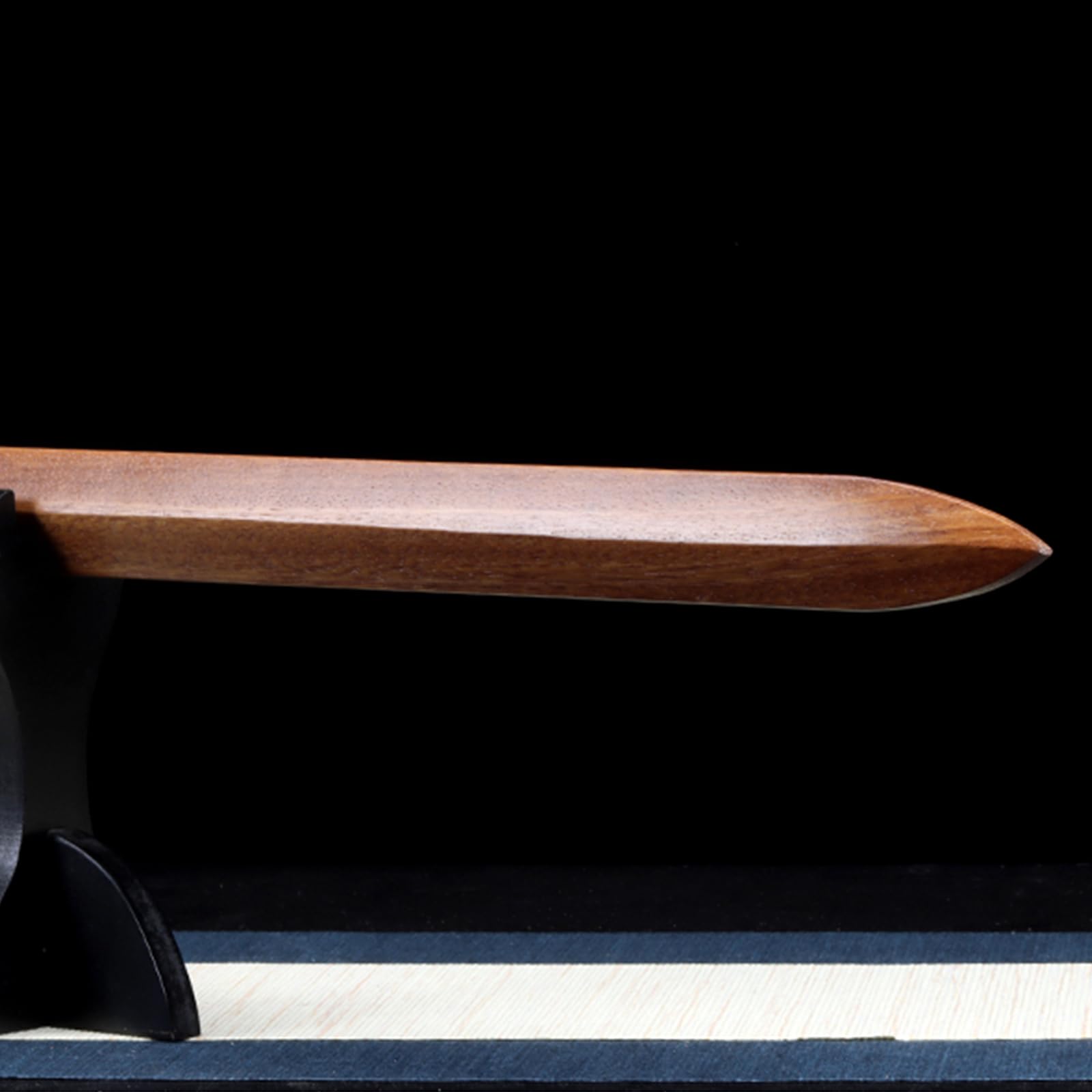 Katana en Bois Naturel,bokken Fait Main,Sabre Droit en Bois de 100 cm,Sabre d'entraînement aux Arts Martiaux pour Cosplay,Exposition,Pratique du Kendo,Cosplay.
