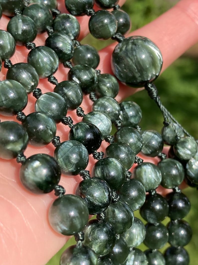 Cuentas de mala de piedra serafinita, collar de mala, 108 mala, nudo mala, collar WWG, joyería de yoga, cuentas de meditación, joyería espiritual, joyería bohemia