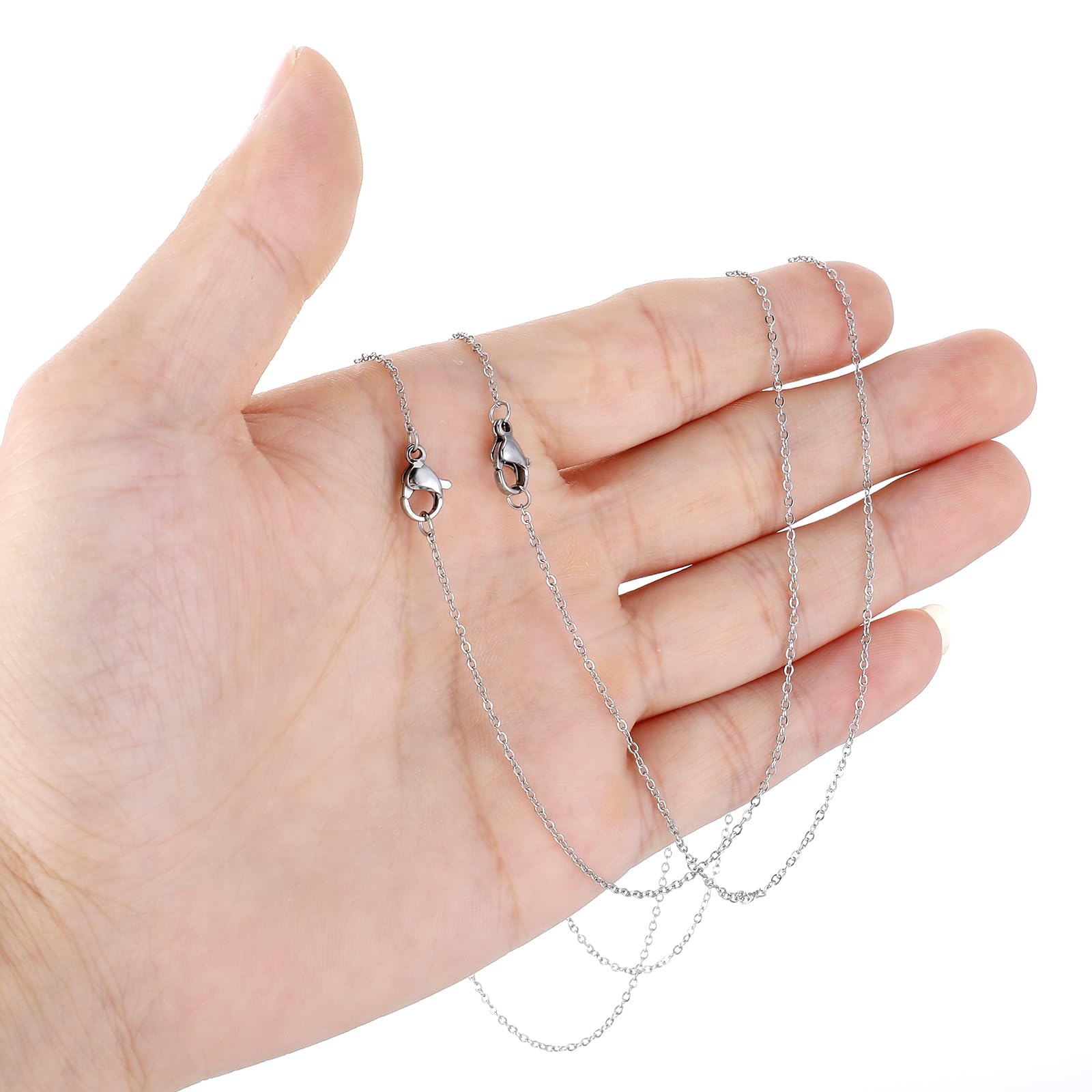 TSUWNO Lot de 10 chaînes de Collier en Acier Inoxydable avec Fermoir Mousqueton et Sac de Rangement en Velours - Longueur de 45 cm pour la Fabrication de Bijoux TSUWNO Lot de 10 chaînes de Collier en Acier Inoxydable avec Fermoir Mousqueton et Sac de Rangement en Velours - Longueur de 45 cm pour la Fabrication de Bijoux