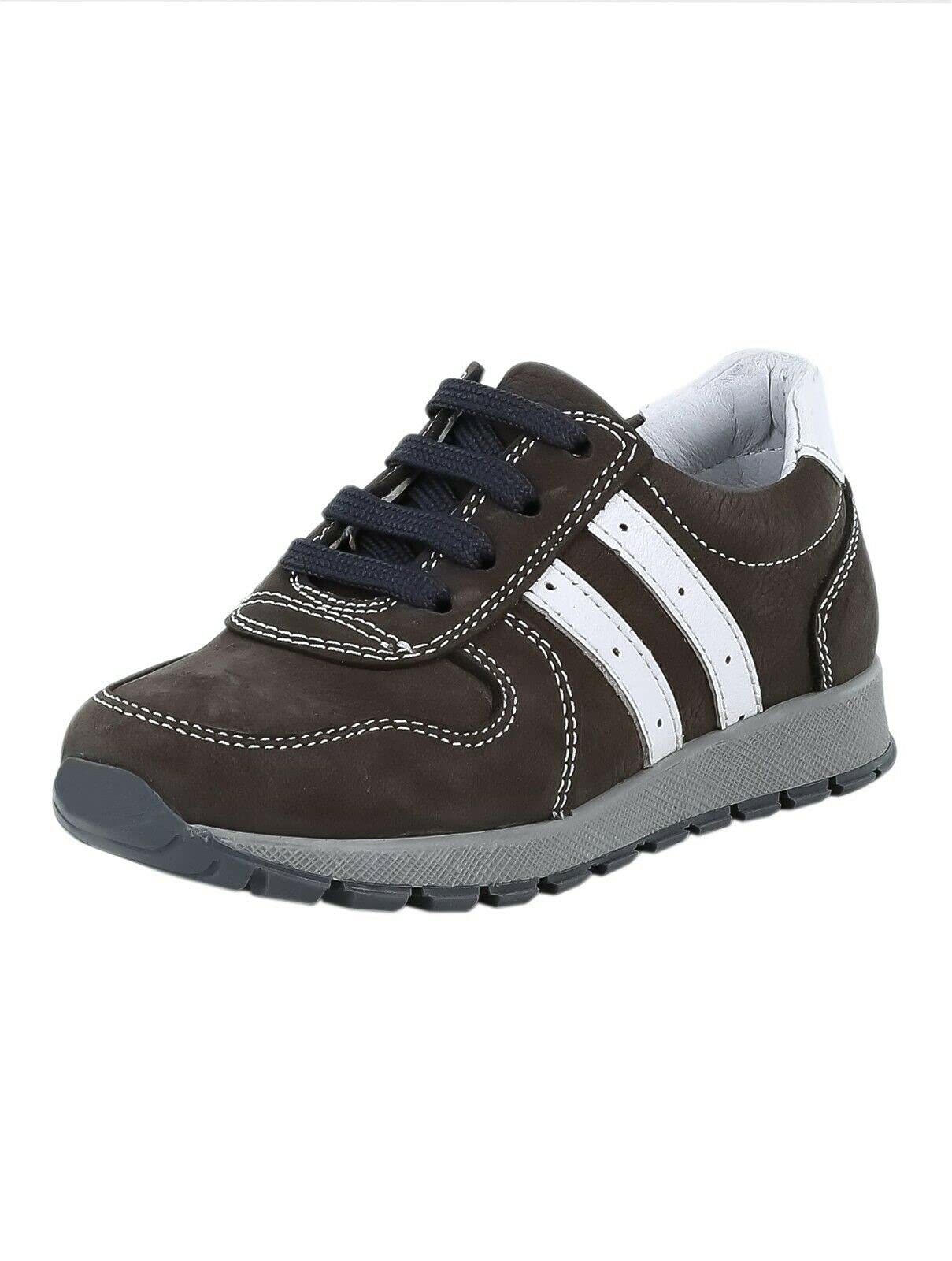 Zapatillas de piel para niños ideales para explorar senderos y correr libres 7