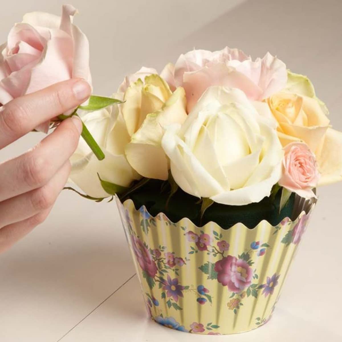 Just Flowers Foam Cup Cake for DIY Flower Arrangement and Floral Decor and Crafts, Cake Shaped Floral Foam Pack of (1)