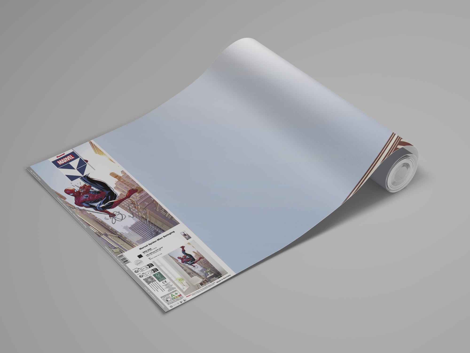 Komar Vlies Fototapete - Marvel Spider-Man Swinging - Größe 100 x 250 cm