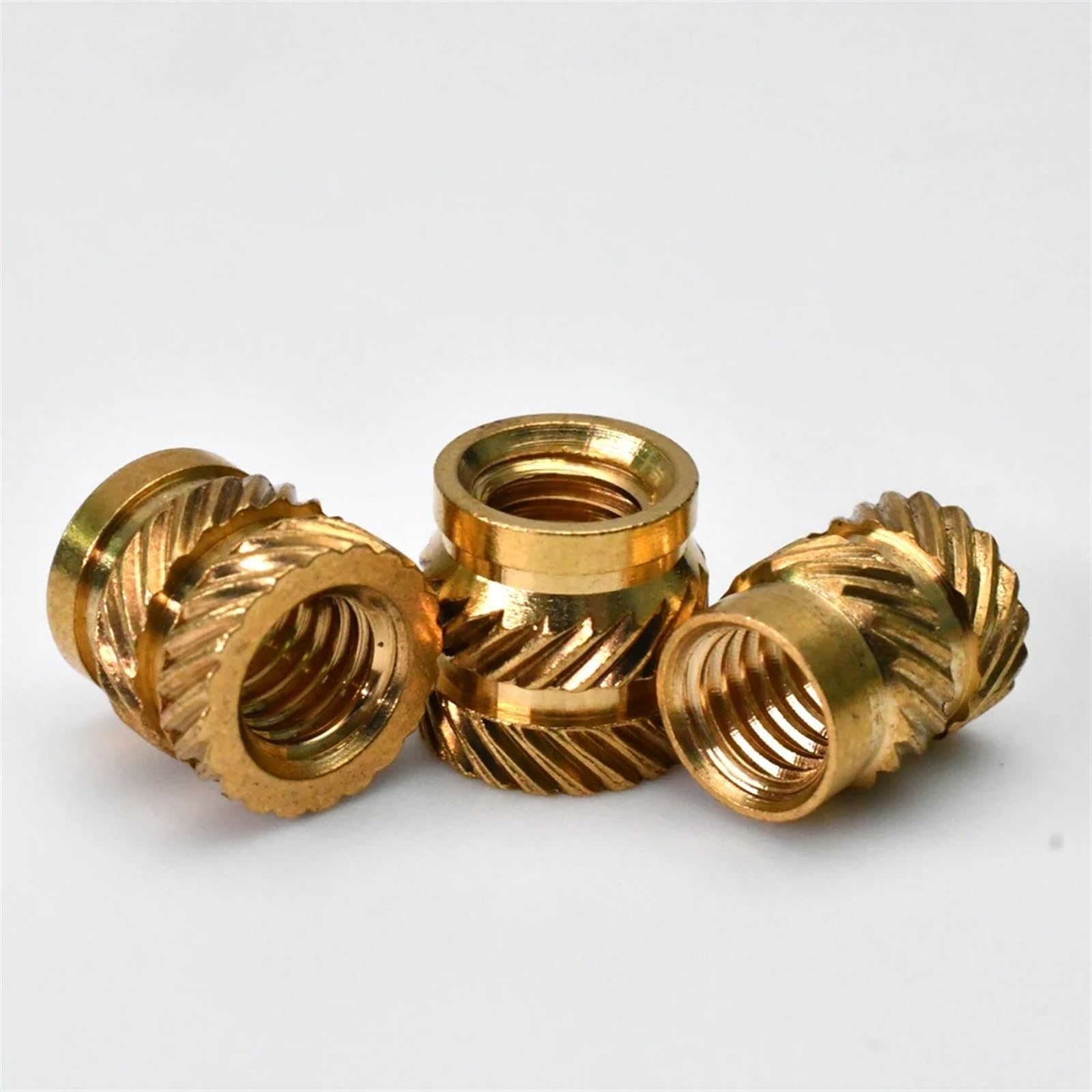 Insertos termofijables de latón, Insertos roscados moleteados termofusibles de latón for impresión 3D, varios tamaños, 550 piezas(M4x6x6)