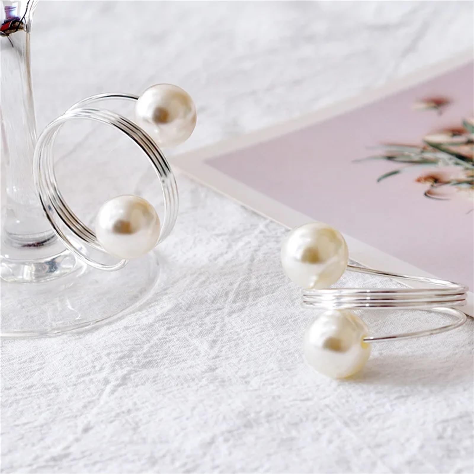 36 servilleteros con cuentas simples y elegantes para decoración de bodas, cenas, fiestas, inauguración de la casa, uso diario (oro blanco)