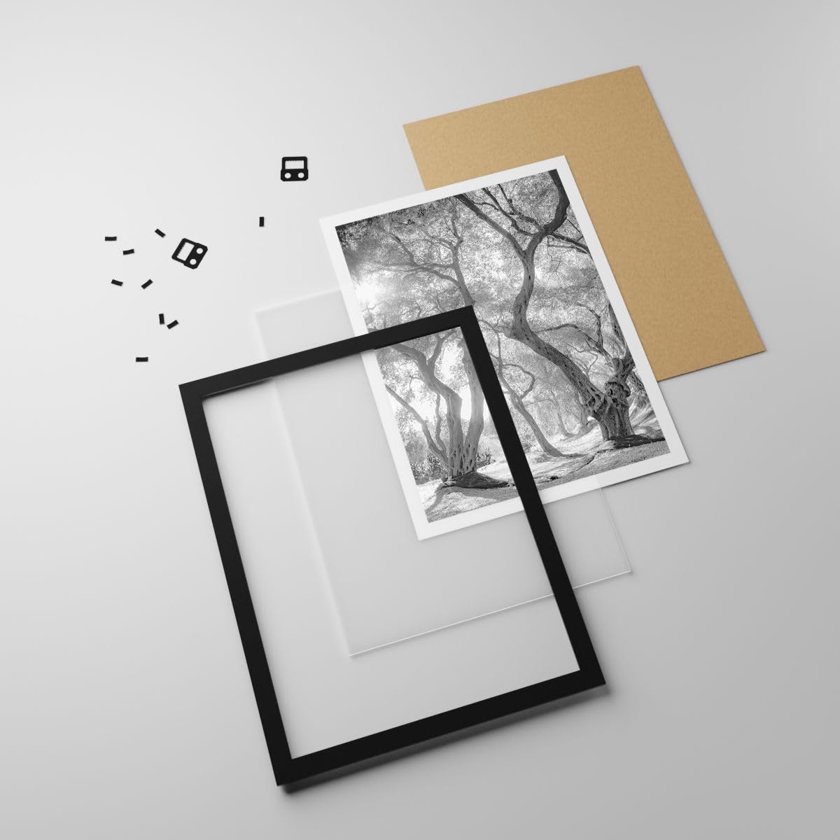 ARTTOR Poster Wandbild Kunstdruck 50x70cm Botanik Schwarz-Weiß - 5354 - P2B | Wald Winter Bäume Vertikal mit schwarzem Rahmen Wohnzimmer Schlafzimmer Küche Büro Wanddeko Kunstposter ARTTOR