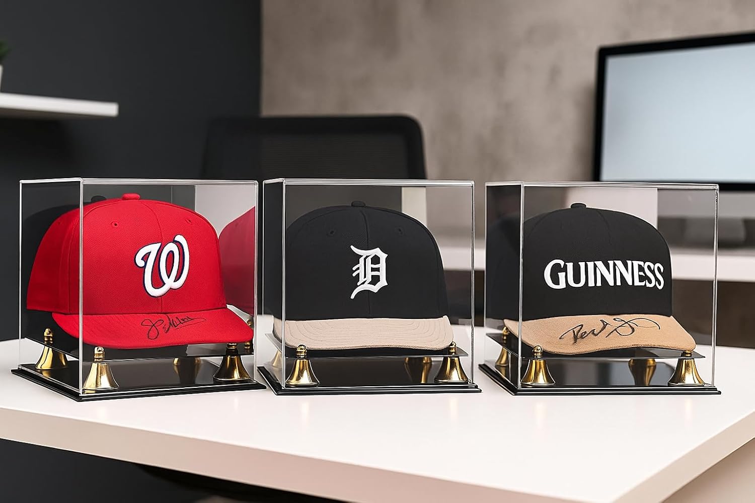 Katai – Acrylic Hat Display Case – Clear UV-Resistant Hat Storage Box for Baseball, Football & Softball Caps – Full-Size Collectible Display with Microfiber Cloth