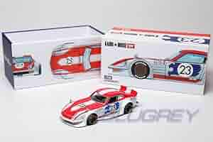 KAIDO HOUSE ダットサン フェアレディ Z 1/64 チェイス Chase! Kaido House x Mini GT 1:64 Nissan Fairlady Z GT Advan