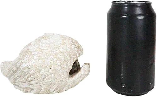 Miniatura 7 de Ebros Gift Figura rústica de ángel vaquero occidental con sombrero rojo bufanda con alas gigantes para dormir en paz, escultura decorativa