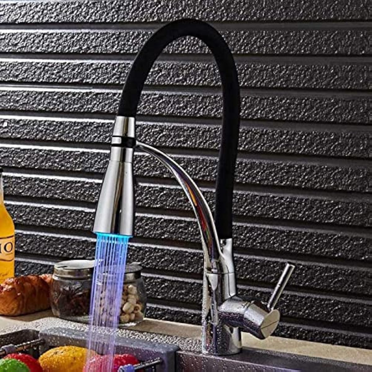 モニター価格 cvtreqa Soild Brassキッチン蛇口キッチンシンクのタップ 導いたバスルームの洗面器の蛇口ミキサー360回転 オレンジ ドロップダウン噴霧器付きキッチン蛇口 Color Black 大人気 Www Littleshopp Com