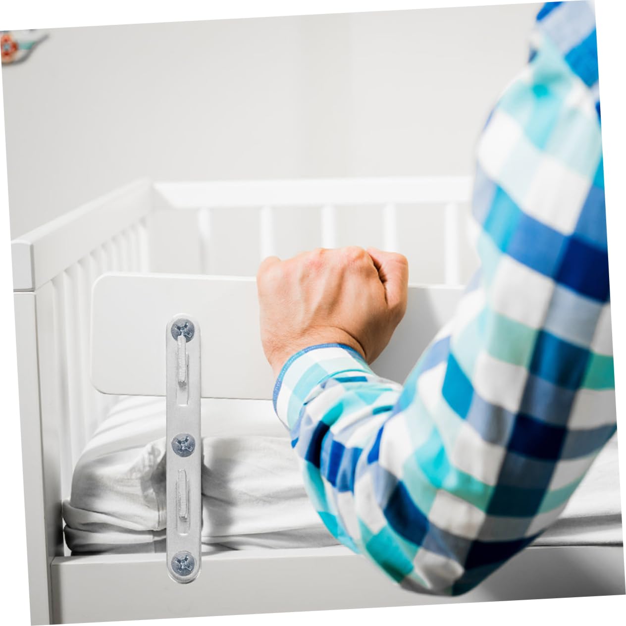 Cabilock 6Sets Bed Rail Connecting Fittings Heavy Duty Bed Frame Hardware Brackets for Wood Bed Rails Versatile Compatibility with Headboard Footboard Easy Installation