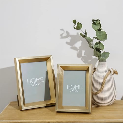 Miniatura 6 de ArtbyHannah Juego de 4 portarretratos dorados simples y modernos de 5 x 7 pulgadas con vidrio de alta definición para decoración del hogar o boda