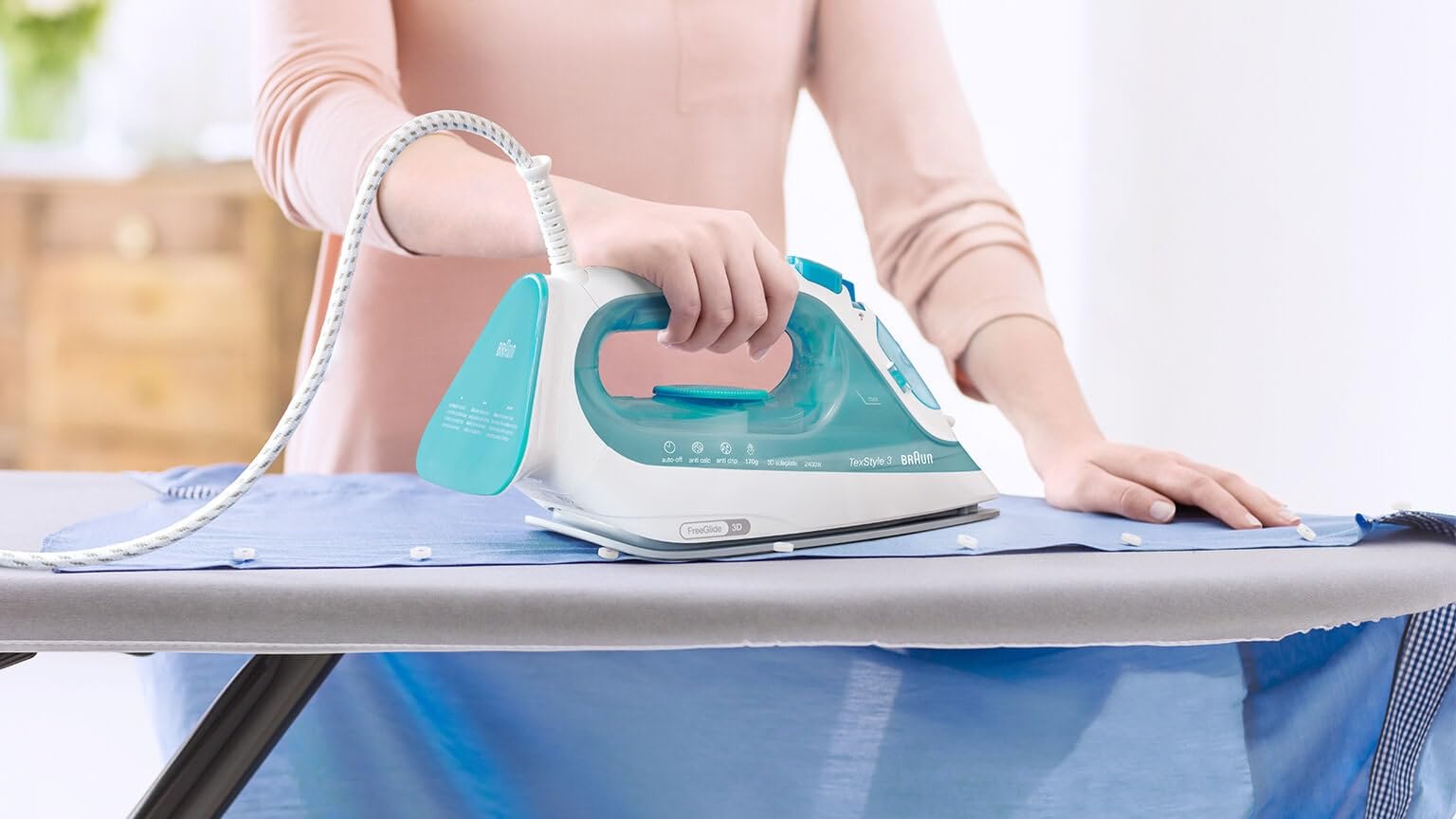 Braun SI3043GR Plancha de vapor Serie 3, suela de acero inox, spray, vapor vertical, color gris