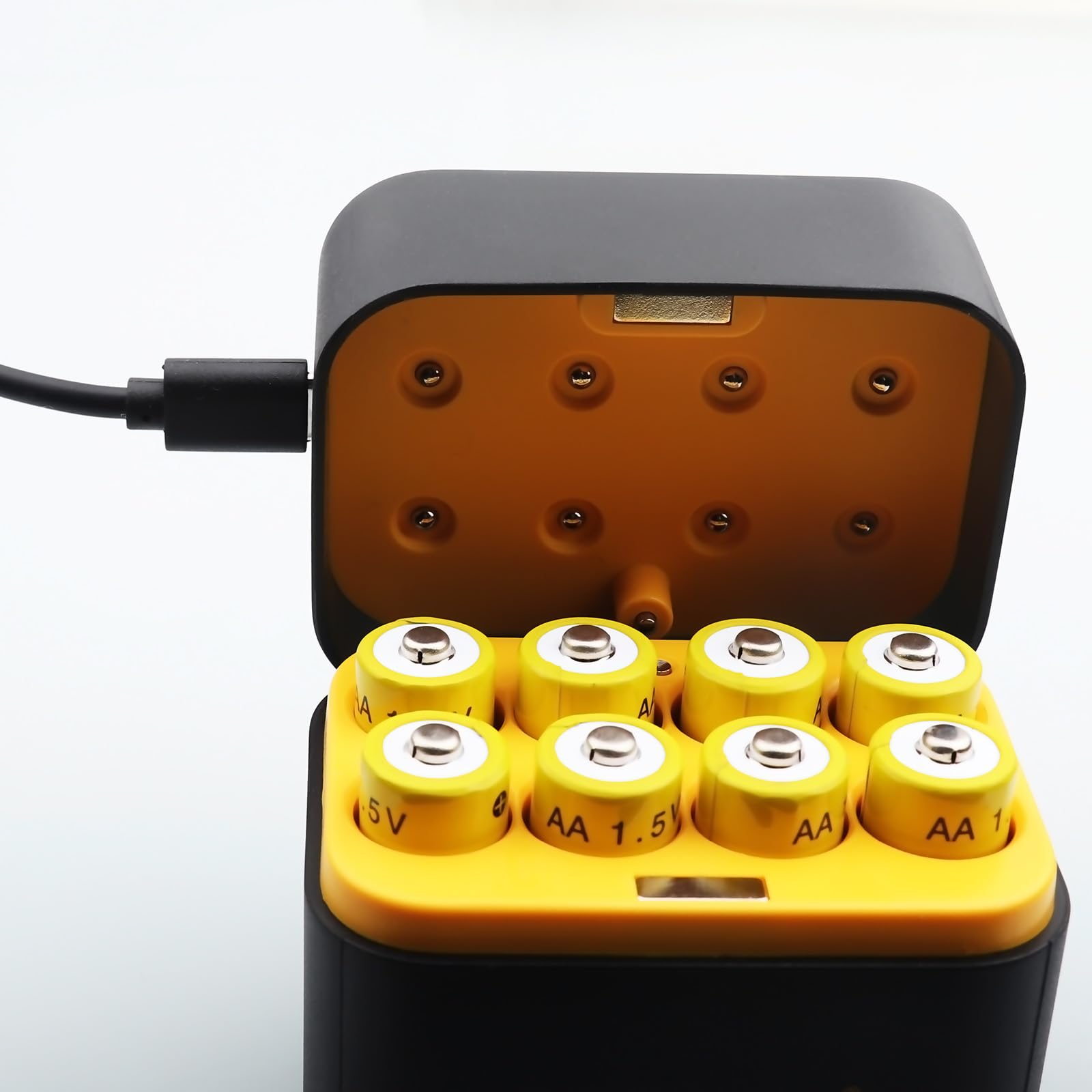 Piles Rechargeables AA Lithium (Lot de 8) avec Chargeur, 4000mWh Triple A 1,5V Tension de Sortie constante Pile AAA Li-ION Batterie, 1600+ Cycles, Faible Auto-décharge AA Rechargeable