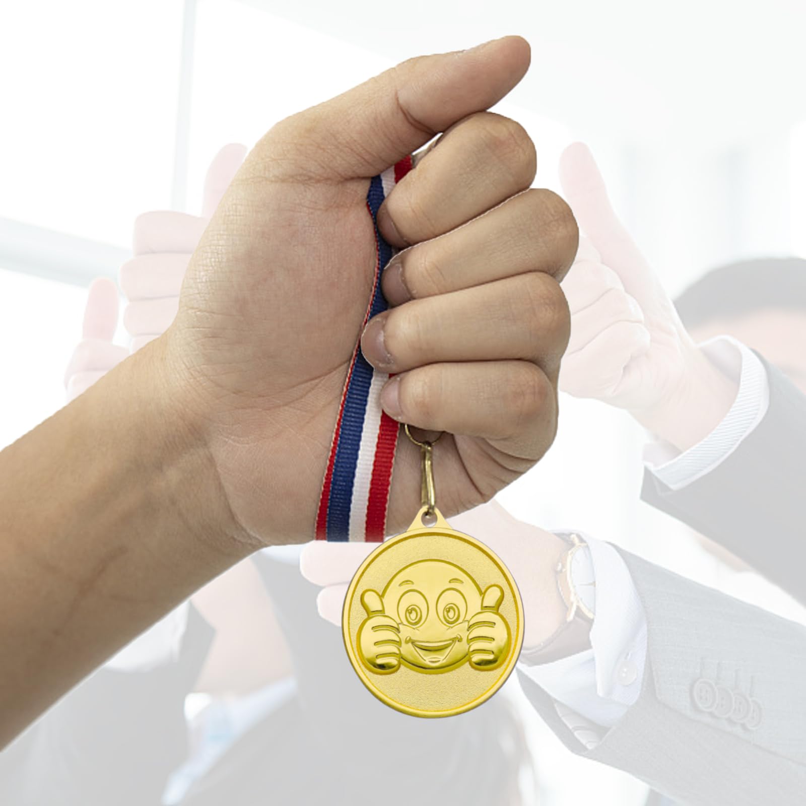 Donrime Medaglie per bambini, 12 pezzi, medaglie in metallo dorato, con collana per feste sportive, compleanni dei bambini, calcio e torneo Contest, bambini adulti