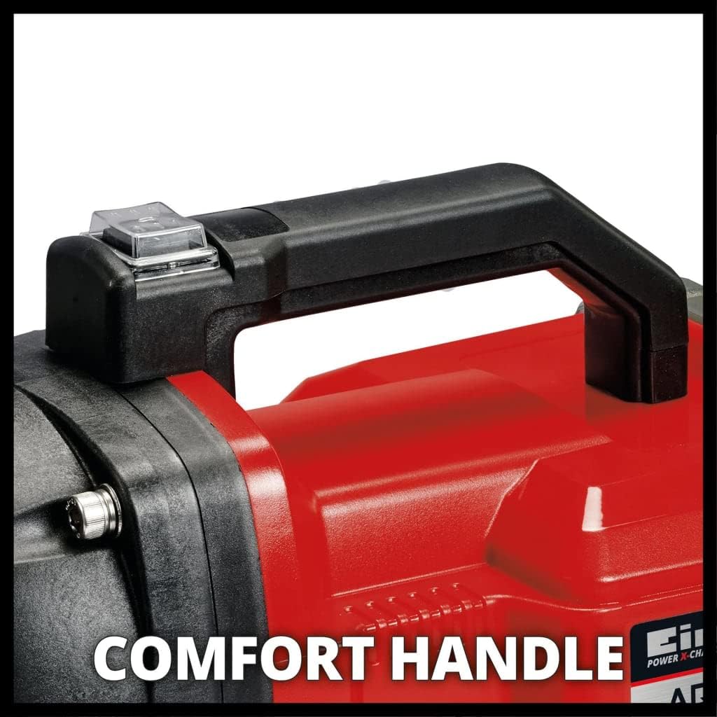 Close-up of the ergonomic comfort handle on the Einhell AQUINNA 36/30 pump.