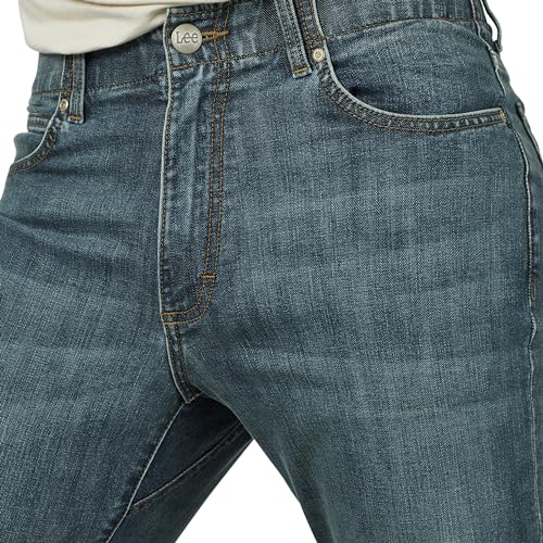 Image of LEE Men's Performance Series Extreme Motion Regular Fit Jean