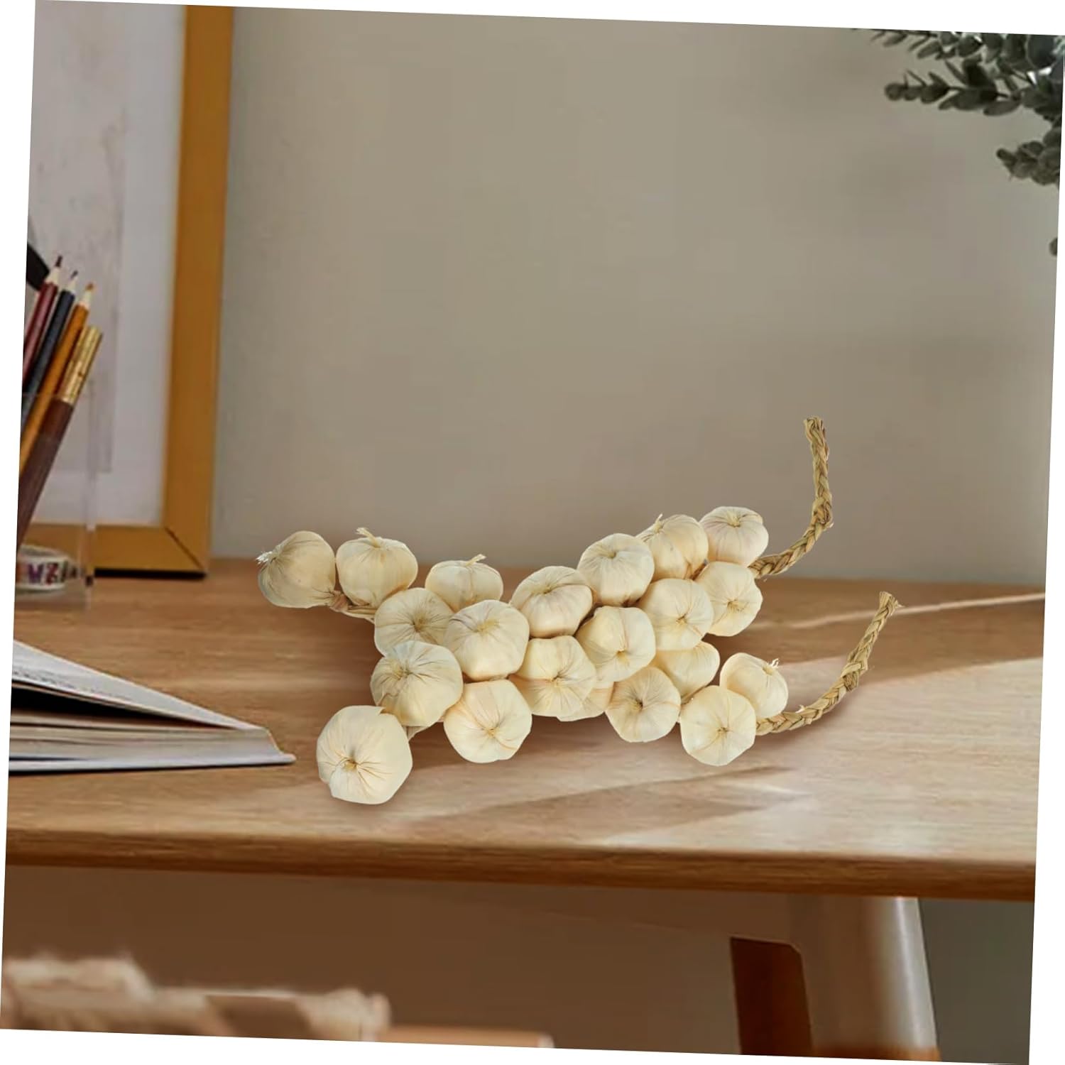 2pcs Artificial Garlic String Fake Garlic Hanging Garlic Decor Simulation Vegetable Decorative Garlic String Photography Props (White)