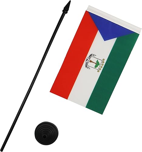 Miniatura 240 de Bandera de mesa Sierra Leona de 5 x 8 pulgadas, bandera de escritorio de Sierra Leona, 8.3 x 5.5 in, barra y base de plástico negro AZ FLAG