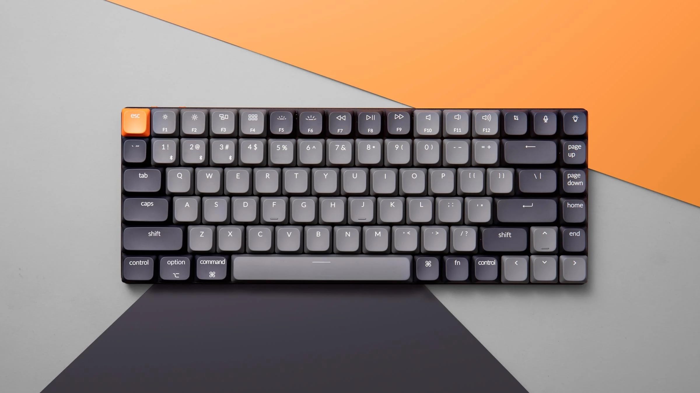 Keychron K3 Versione 3 Tastiera meccanica senza fili, Bluetooth/USB-C, RGB LED, Hot-swap, macro programmabili QMK/VIA, ABS keycaps, per Mac/Windows, Low Profile 2.0 Red Switch