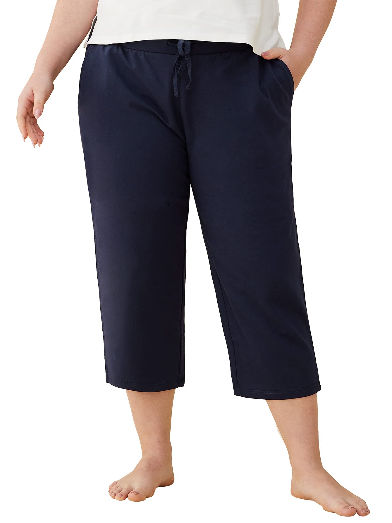 Weintee Women's Plus Size Cotton Capris with Pockets