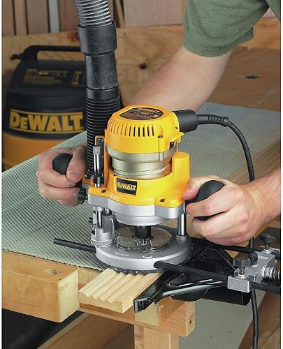 Miniatura 8 de DeWalt DW618B3 - Base de inmersión y base fija de 12 amperios 225 caballos de fuerza