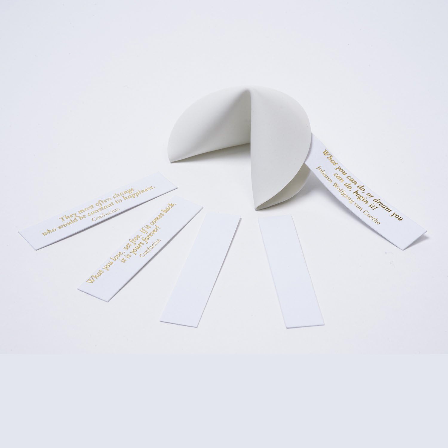 CHINA FORTUNE COOKIE · handfolded from 100% porcellain · Shards bring good fortune · incl. fortune messages · for weddings, hen parties, new year's eve and many more