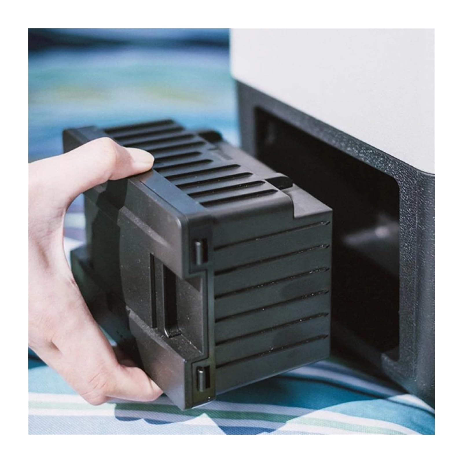 Odłączana bateria przenośna lodówka samochodowa 15600mAh, kompatybilna z serią Alpicool P18/MP8/Y15E/Y19E/TA/TAW/TW/TWW/MT/TS, do samochodu, kampera, kempingu i użytku domowego(15600mAh Black)