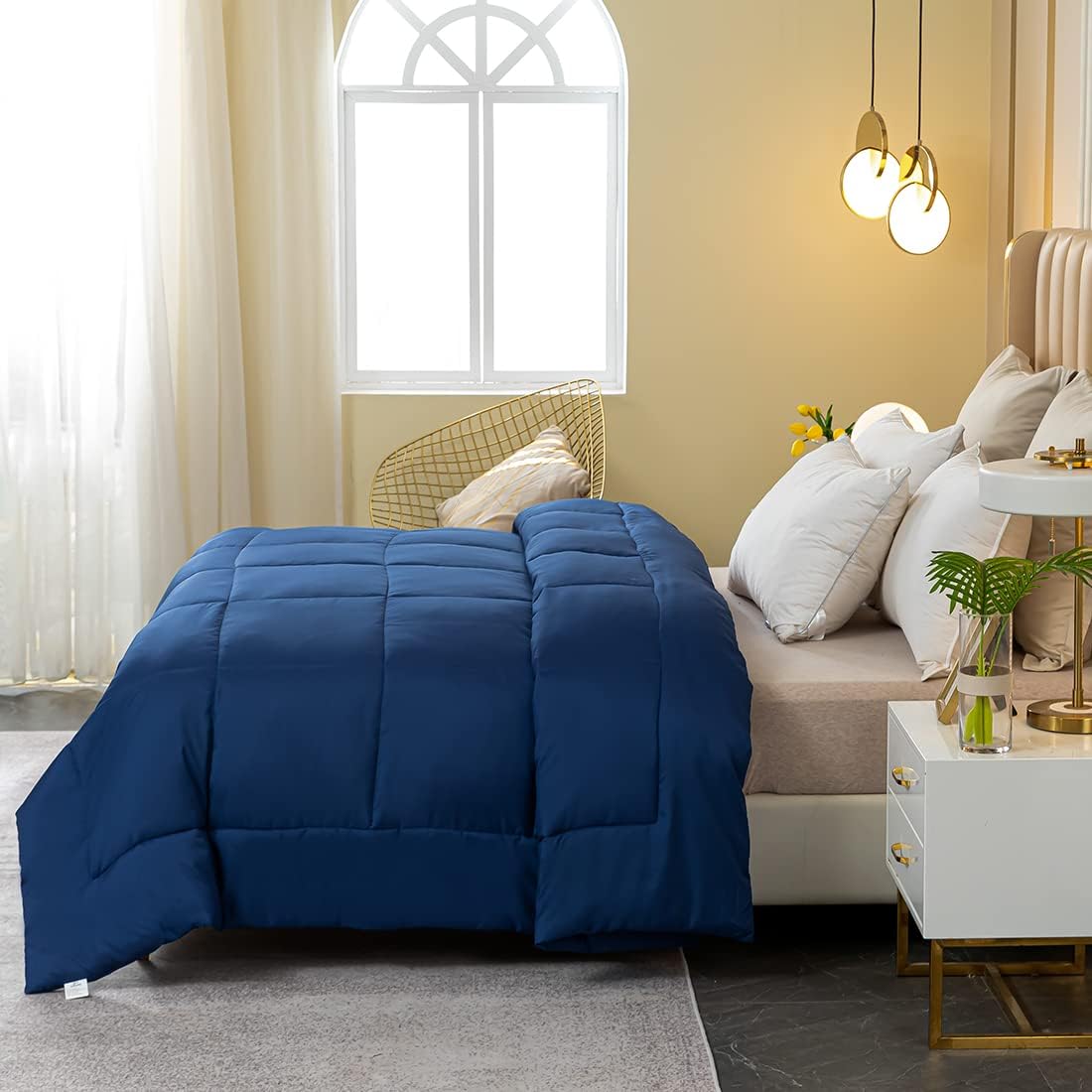 Wamsound All-Season Down Alternative Quilted Comforter,Comfortable Sleep Quilt Bedding,Reversible Duvet Insert with Corner Tabs,Winter Warmth Breathable,Super Soft,Machine Washable