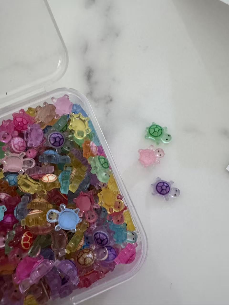 200 Pcs Luminous Mini Turtles with Storage Box, Tiny Resin Animals ...