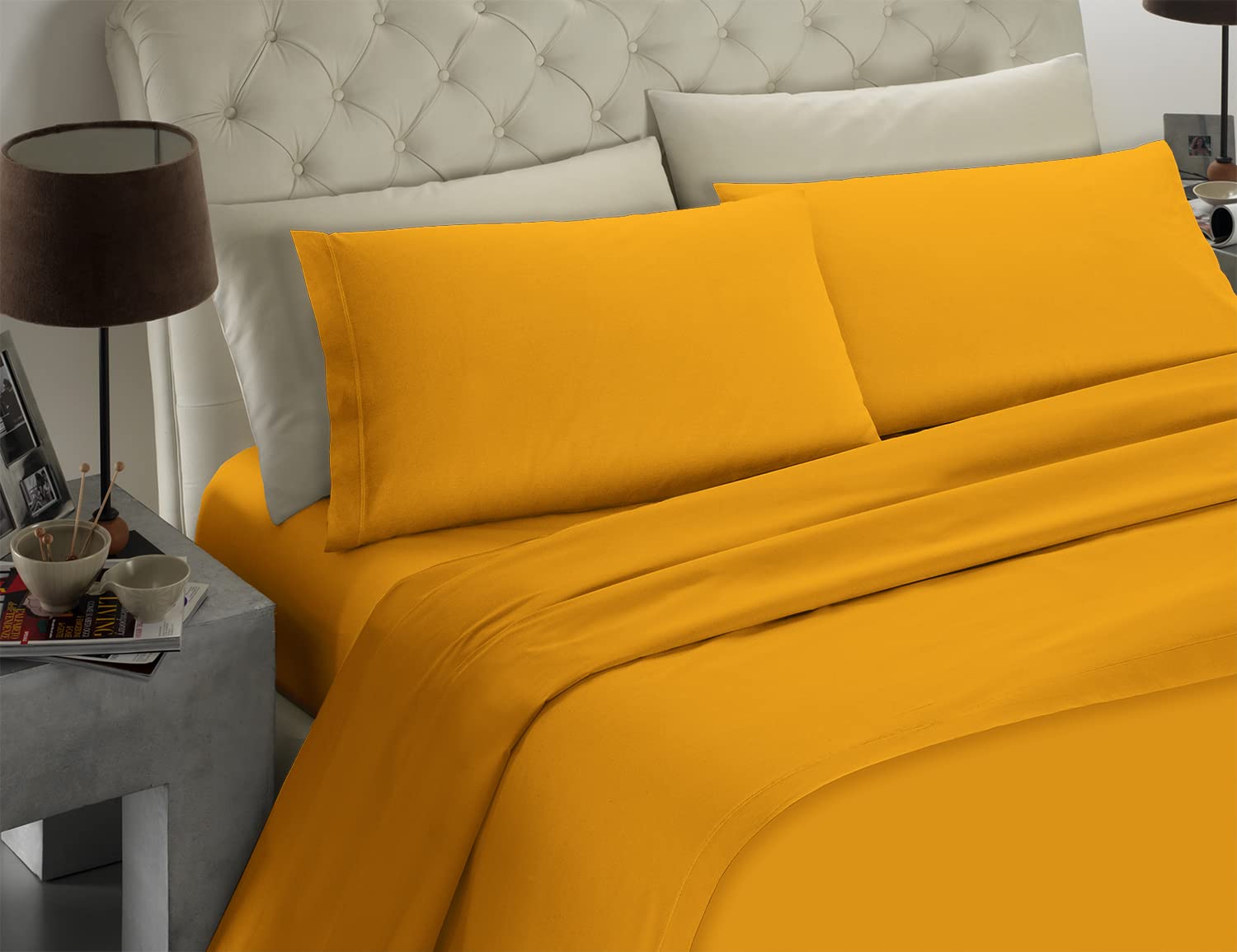 Banzaii Completo Lenzuolo Matrimoniale, Giallo 100% Microfibra Made in Italy, Lenzuolo Sopra 240 x 290 cm, Lenzuolo Sotto 160/170 x 190/200 x 25 cm, 2 Federe 52 x 82 cm