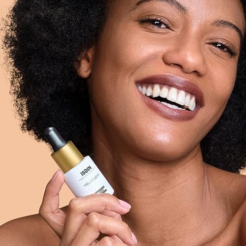 Miniatura 5 de ISDIN Melaclear suero corrector de manchas oscuras con vitamina C y ácido físico adecuado para pieles sensibles