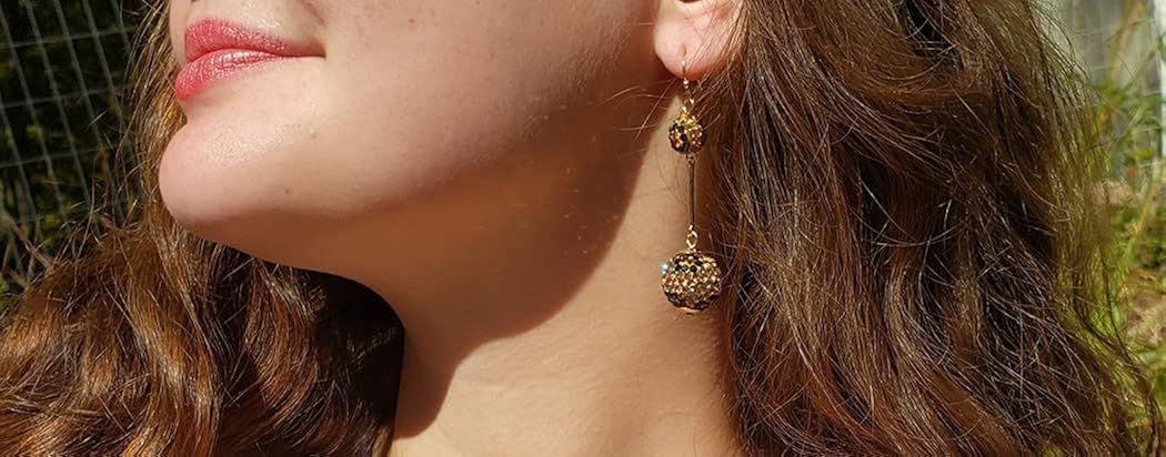 Miniatura 3 de Rosemarie Jubalee Get Wild Gold Tone Bar - Aretes de gota de cristal doble con estampado de leopardo y barra de tono dorado 25 pulgadas Metal