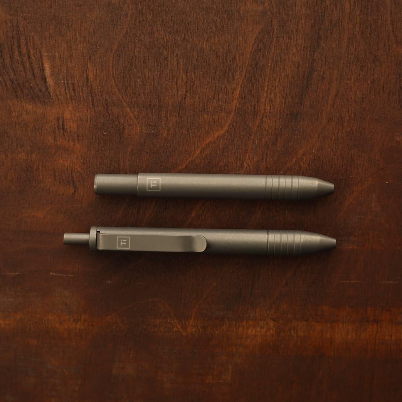 BIG IDEA DESIGN Mini Click Pen (Titanium - Stonewashed)