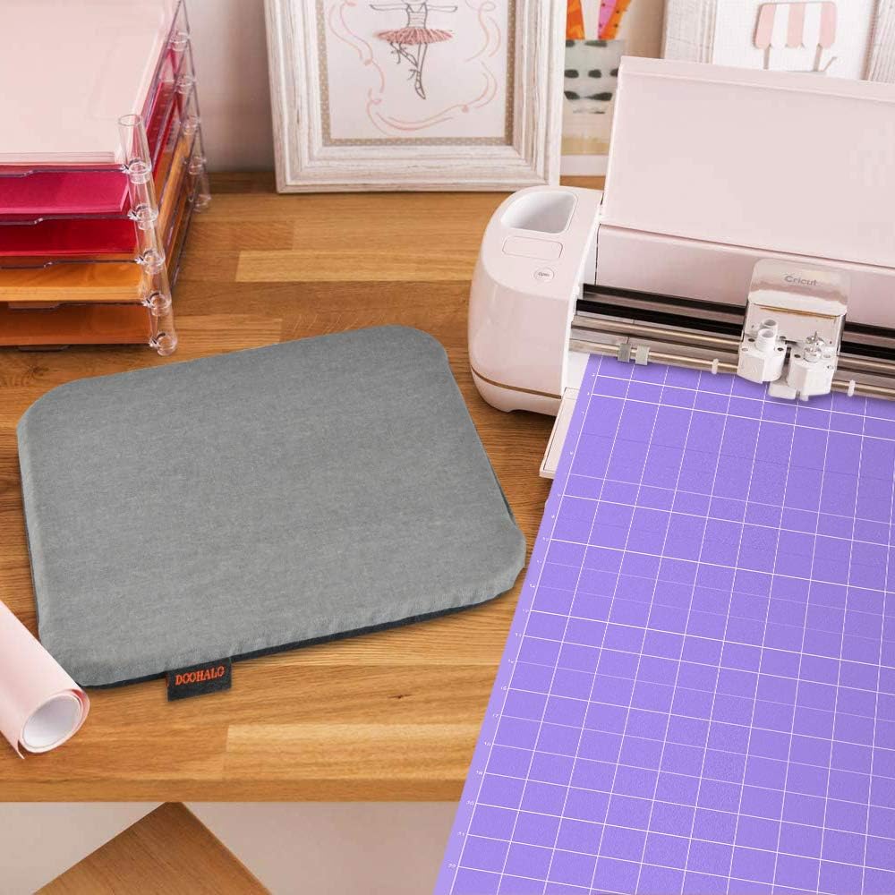 DOOHALO Heat Press Mat Compatibel with Easy Press Craft Iron-on Mat for Power Heat Press Machine for Craft Vinyl Ironing Insulation Transfer T Shirts and HTV Vinyl Project