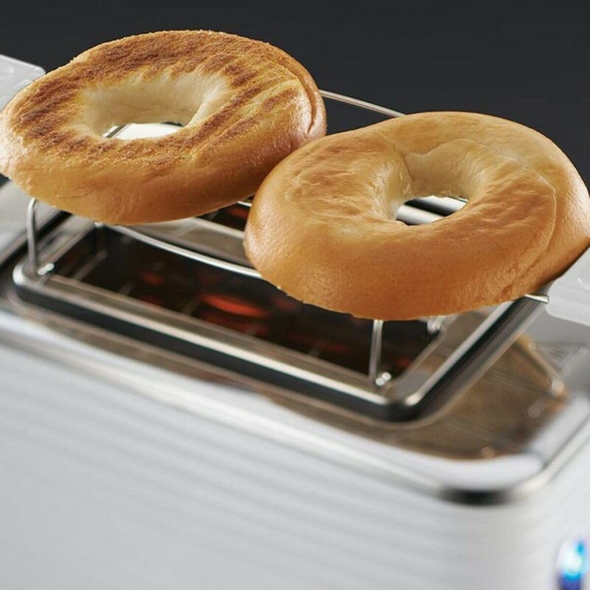 Russell Hobbs Grille pain [Fentes Extra Larges] Inspire Blanc (Design moderne, contrôle brunissage ajustable, tout type de pain, décongèle, réchauffe viennoiserie, ramasse-miettes) Toaster 24370-56