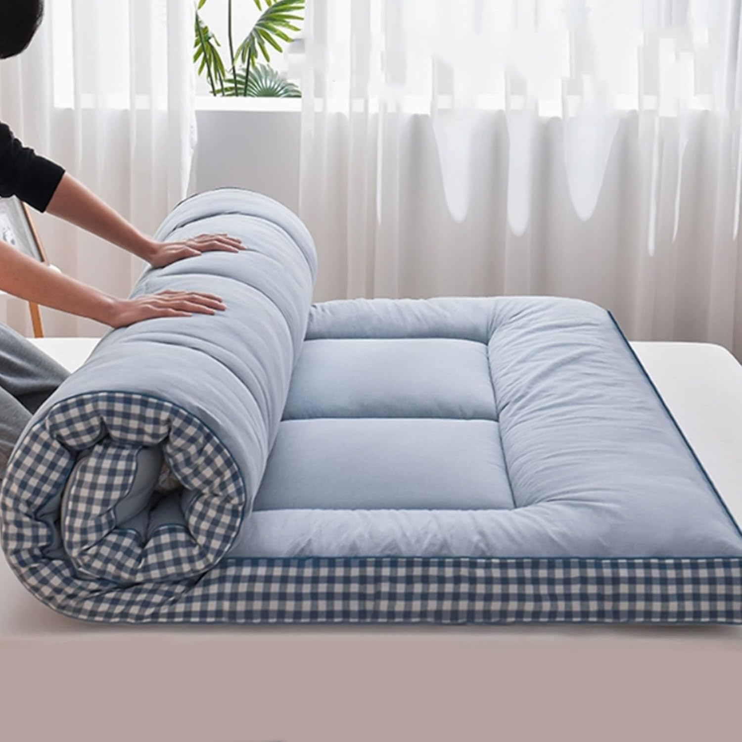 Matelas de camping pliable et futon nomade pour dormir confortablement sous la tente