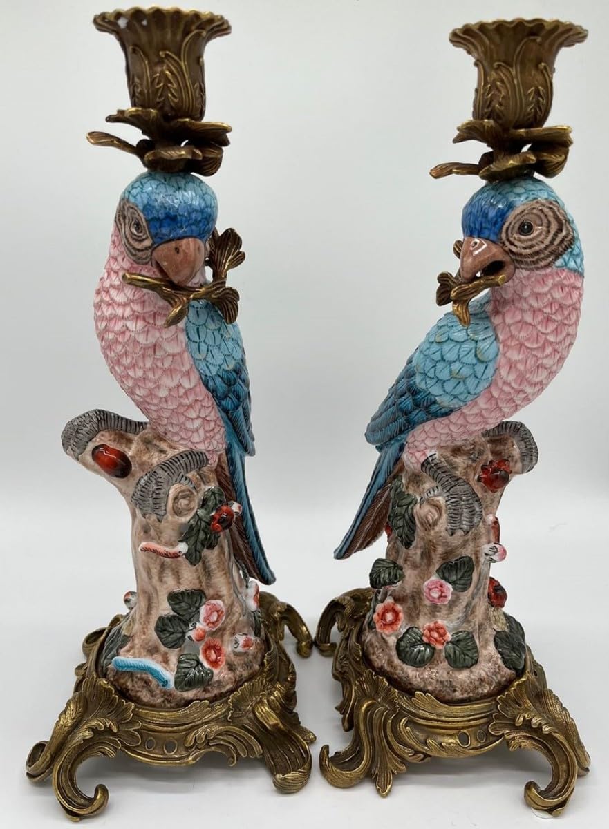 Bougeoirs perroquet Art Déco : porcelaine avec ornements en bronze, la paire - France