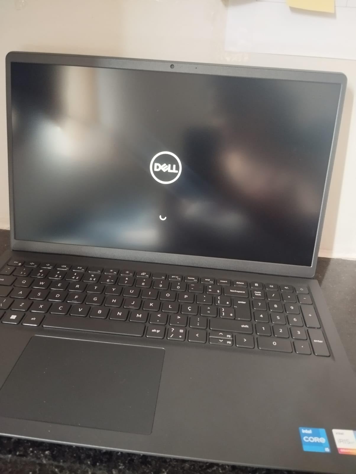 Notebook Dell Inspiron I15-I1300-M50P 15.6″ Full HD 13ª Gen Intel Core i5 16GB 512GB SSD Win 11 Preto Carbono