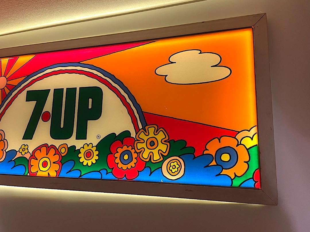 Amazon.co.jp: ！ 1969年 セブンアップ ライトアップ 看板 アメトイ