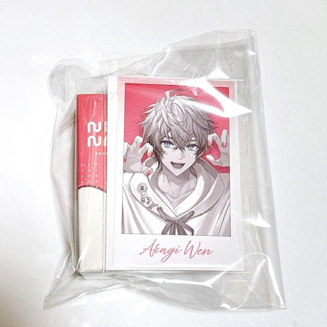 先日Amazonさんとのコラボ配信しましたが #Amazonとにじさんじ のキャンペーンは 2/2(金) 23:59まで！  コラボ記念カードも壁紙もかっこいいから この機会にぜひチェックしてくれい！！ ▽対象商品はこちら！ https://t.co/6DvgX0lmTo  #PR ローレン・イロアス　Amazon特典　にじネイル　特典　チェキ