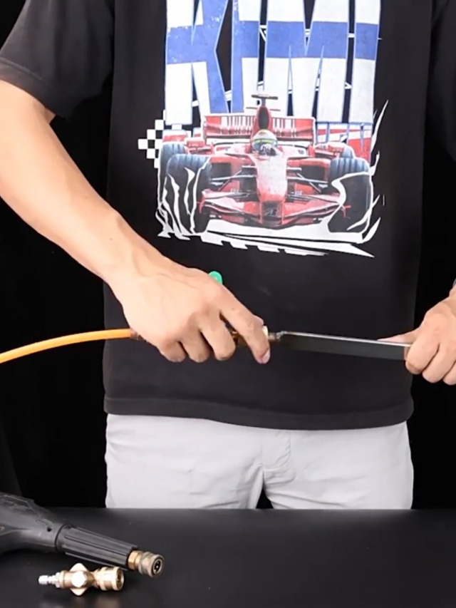 Radiator Cleaning Wand 23.6 Inch – Flat Design, Fan Nozzle, 180° Rotating Connector, For Pressure Washer