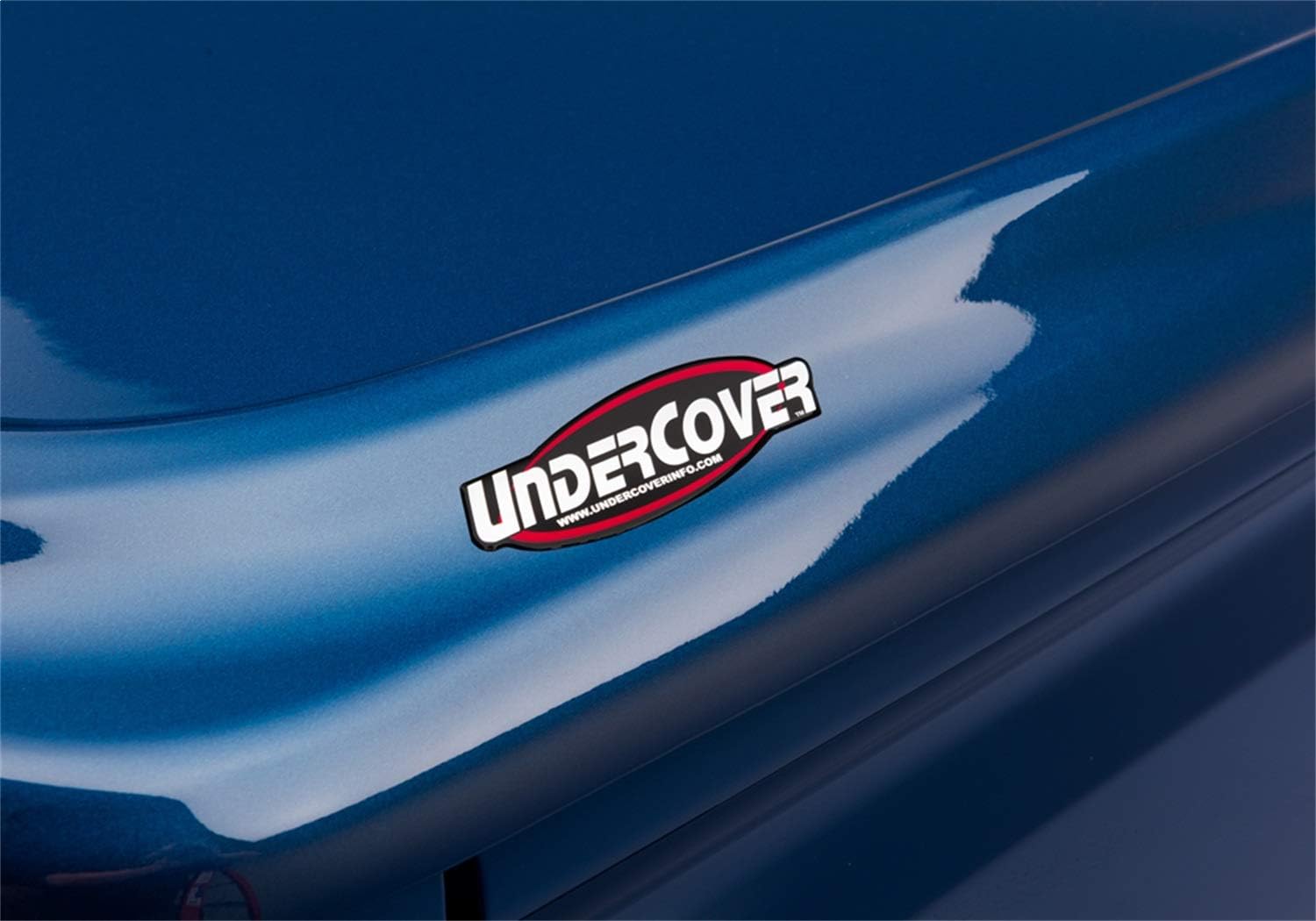 UnderCover UC2146S SE Smooth Lift Top Locking Tonneau Cover