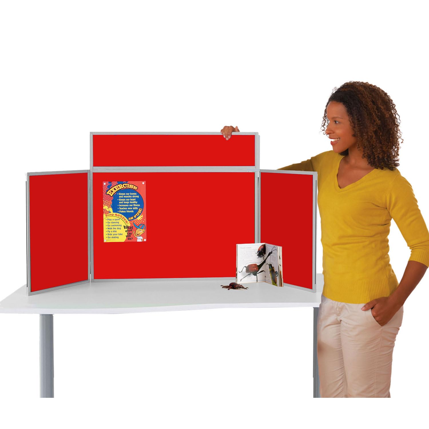 Wonderwall Tabletop Exhibition Folding 3 Panel Display Kit, Landscape, Lightweight, Red Pinboard, PVC Frame, Clip-on Header & Storage Bag, for Office, School, Exhibition, Info Hubs