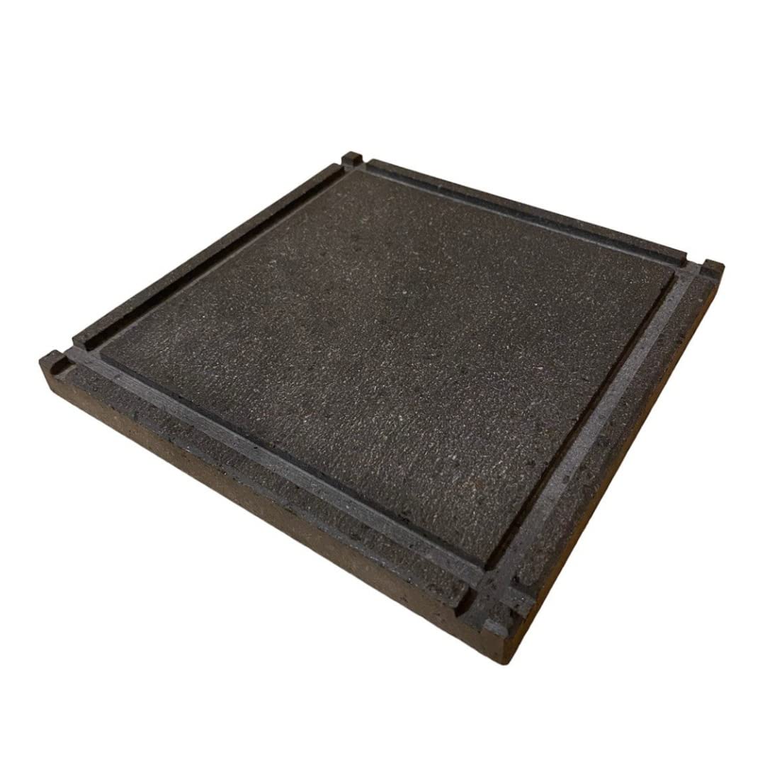 Petrantiqua® Piastra Refrattaria Quadrata Artigianale Barbecue in Pietra Lavica Etna Liscia Ruvida da 2 e 3 cm di Spessore Ottima per Carne Pesce e Verdure Pizza Pane (30x30 Cm Liscia Spessore 2 Cm)