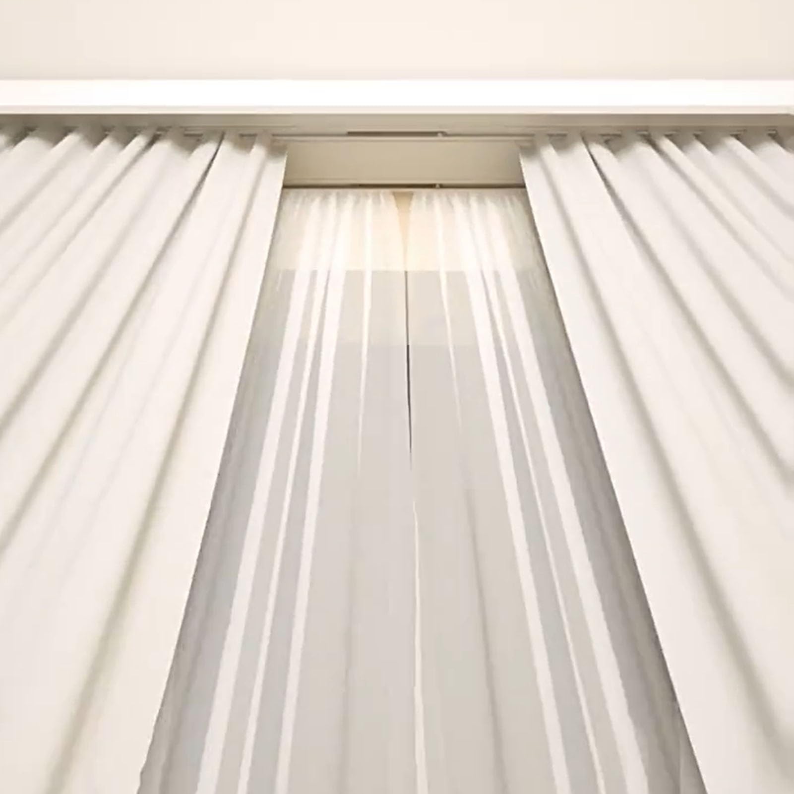 Rail de rideau salon moderne double voie sur mesure métallique